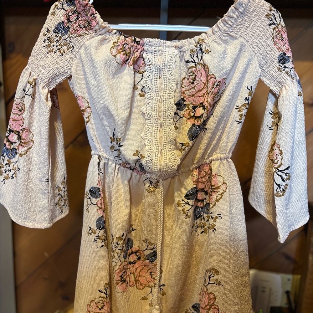 Feathers Peach and Black Floral Top